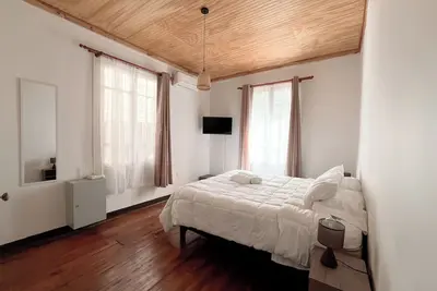 Image de Cozy house with good location