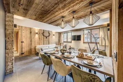 Image de 100m du centre station, Rez-de-chaussée, télévision, casier à ski, 93m², Tignes