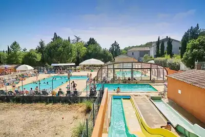 Image de Mobil-home | Comfort | 2 Ch. | 4 pers. | Terrasse surélevée | A/C