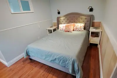 Image de Winifred's Katama cottage. The perfect up island getaway, 2 beds 2 full baths.