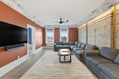 Image de 124 Hurontario Unit 2