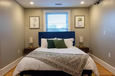 Image de Modern Vibes in the 19th Ward