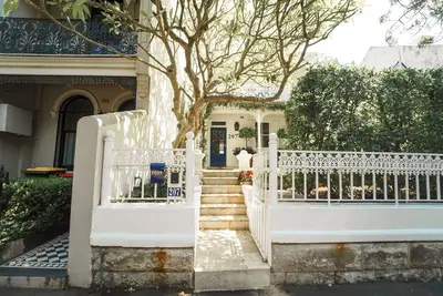 Image de Sun filled Classic Victorian Paddington Terrace - 4 bed, 4. 5 bath, parking