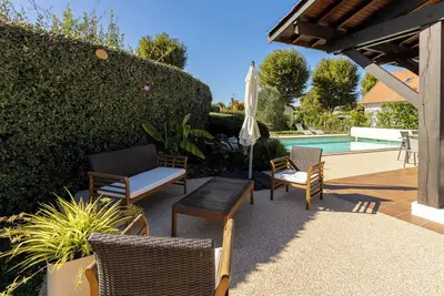 Image de Villa Josephine avec piscine à Ares