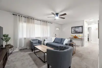 Image de Home to Unwind. 3-bedroom house in pleasant Columbus near to Osu and downtown.