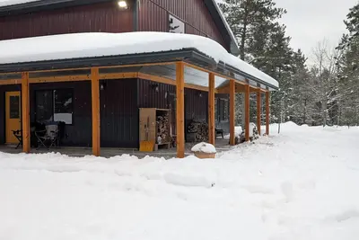 Image de Barndominium in Raco, located very close to trails.