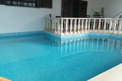 Image de Big Waves and Private Pool in Nazaré