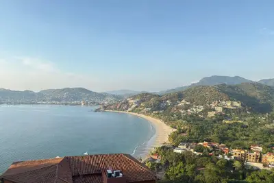 Image de Close to the Beach! Condo with incredible bay view in La Ropa Zihuatanejo
