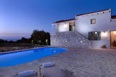 Image de Villa Galene, 4 Bdr, Sea Views, Private Pool, Furnished Terrace, Crete