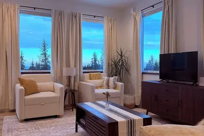 Image de Mountain View Retreat in Homer - Entire House. Bright, Clean, Renovated Home.