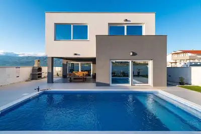 Image de Villa avec vue panoramique sur mer et le Velebit