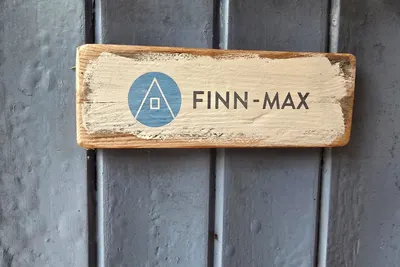 Image de Finnish hut with pine tree view - a place for peaceful vacation moments