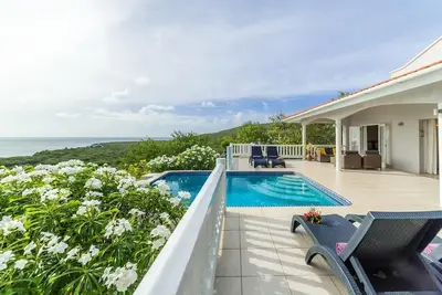 Villa Bista Laman 1023