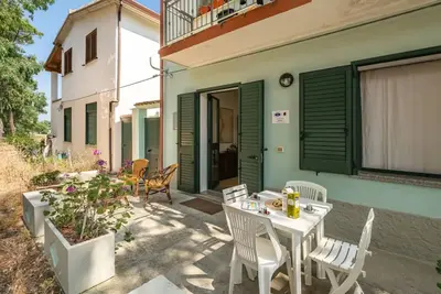 Image de Appartement relaxant près de la plage de Santa Lucia