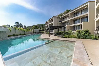 Image de Short Walk to Beach & Town · Top Level · Solana