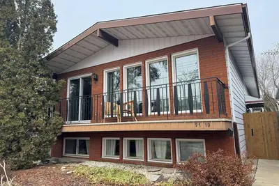 Image de Creek - 3br Modern Suite Near Whyte Ave & Ritchie