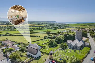 Image de 2 Bed in Marhamchurch (oc-c32382)