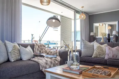 Image de Spacious 2Bed Harbor Haven | V&A Waterfront Canals