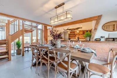 Image de 4 Bed in Moccas (oc-r33126)