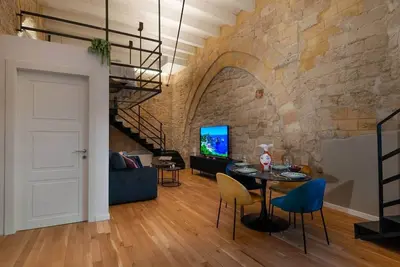 Image de The Ancient Arch | Boutique Apt w/ Private Terrace