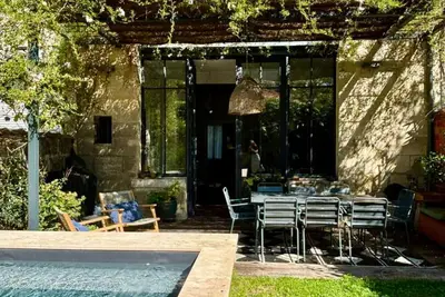 Image de Maison lumineuse avec petite piscine – Quartier Stade Chaban, Bordeaux