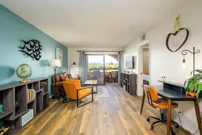 Image de Gorgeous Golf & Mountain Views-Amazeballs Paradise Valley Village Neighborhood!