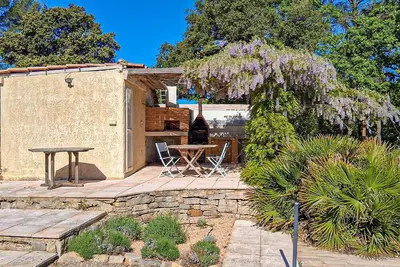 Image de Charmante maison à Besse-sur-Issole