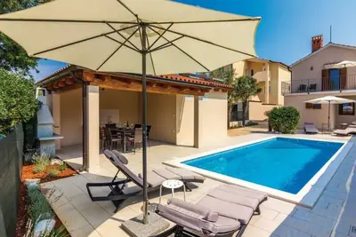 Gemütliches Haus by Interhome