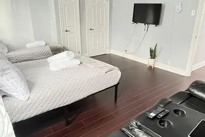 Image de Cozy Apartment in the Heart of Kensington Market