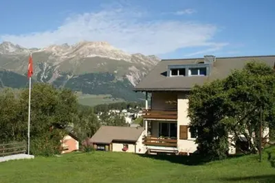 Image de Chesa Viola Dachwohnung by Interhome