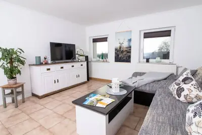 Image de Appartement mit Terrasse by Interhome