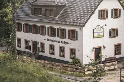 Image de Haus für 22 Personen mit Außensauna und HotTub by Interhome