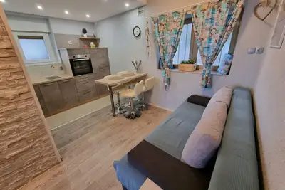 Image de Wohnung in Crikvenica mit privatem Parkplatz by Interhome