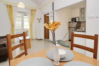 Image de Appartement in Baška mit Eigenem Balkon by Interhome