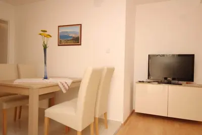 Image de Appartement in Baška mit Eigener Terrasse by Interhome