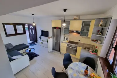 Image de Wohnung in Crikvenica für 4 Personen mit Terrasse by Interhome