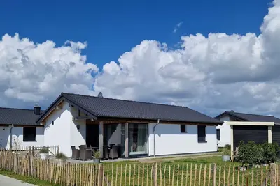 Image de G24 Ferienhaus mit Sauna im eigenen Garten by Interhome