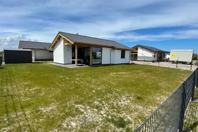 Image de G12 Ferienhaus in Eckwarderhörne mit Gartenhaus by Interhome