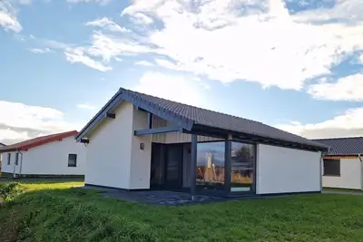 Image de G2 Ferienhaus mit Wiesenblick und Waschmaschine by Interhome