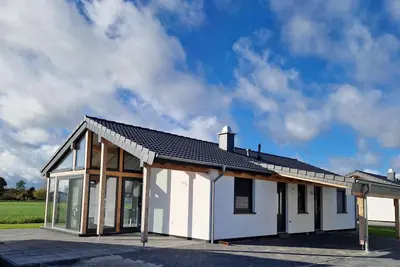 Image de G26 Haus mit tollem Ausblick in Eckwarderhörne by Interhome