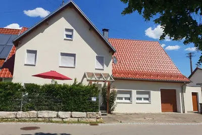 Image de Wunderschönes Ferienhaus in Zainingen by Interhome