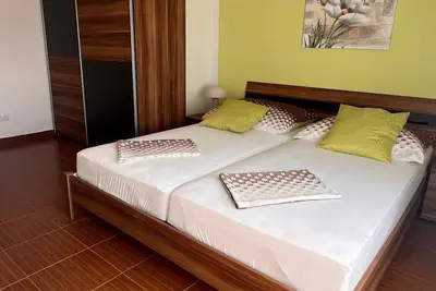 Image de Wohnung \"Ivić 2\" mit Terrasse by Interhome