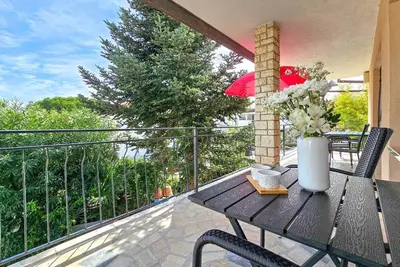 Image de Wohnung 30m vom Meer entfernt für bis zu 6 Personen by Interhome