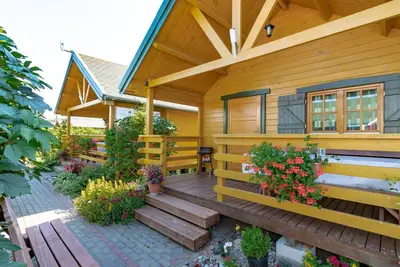 Image de Gemütliches Holzferienhaus mit Grill und Garten by Interhome