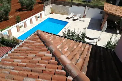 Image de Freistehende Villa mit Garten und privatem Pool by Interhome