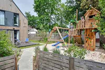 Image de mit privater Terrasse by Interhome