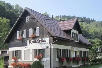 Image de mit solarbeheiztem Außenpool und Sauna by Interhome