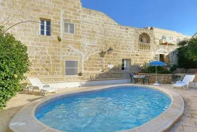 Image de Zabbetta Bauernhaus mit Schwimmbad by Interhome