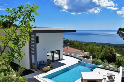 Image de Ferienvilla \"Villa Melody\" mit privatem Pool by Interhome