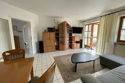 Image de Herrliche Ferienwohnung mit Grill und Garten by Interhome